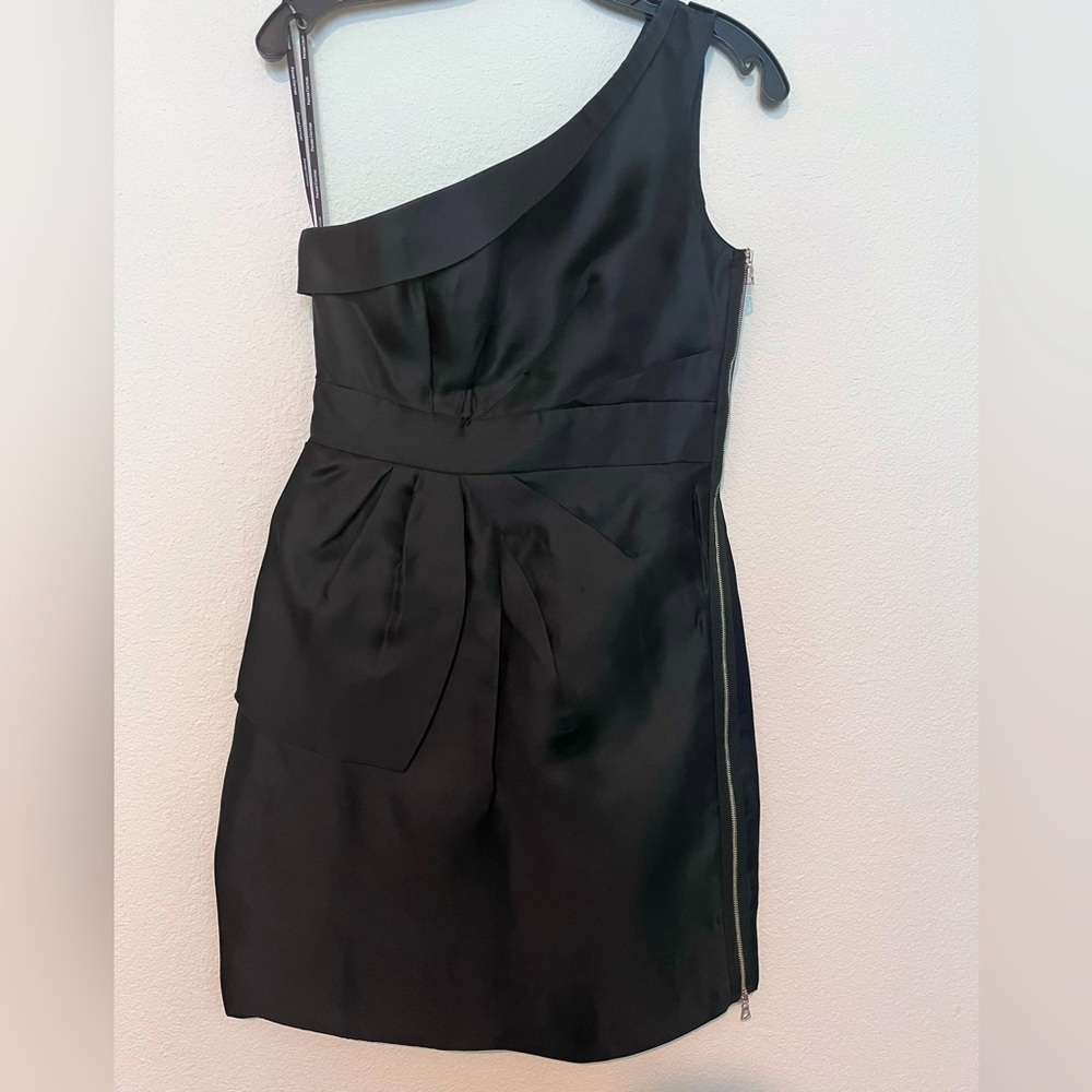 The perfect black dress for all occasions.